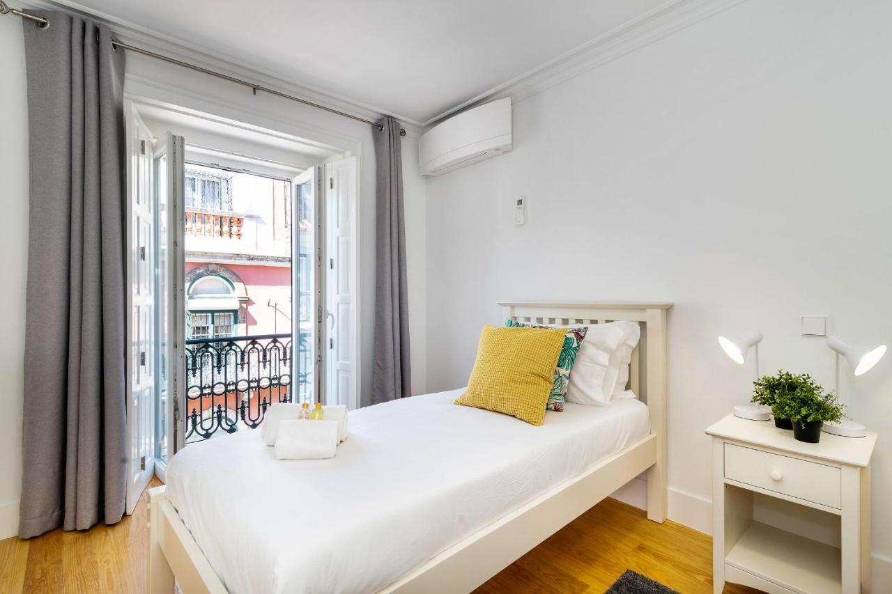 Stunning 2bdr In Chiado By Lovelystay Lissabon